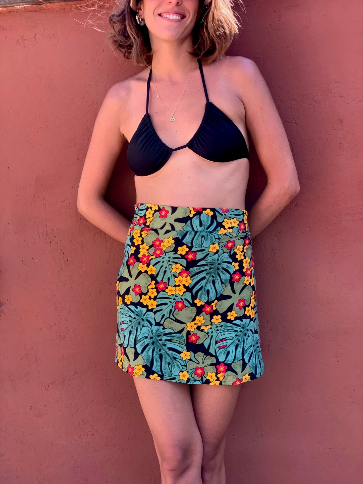 Falda Pareo Mini hojas verdes